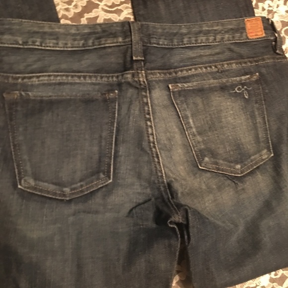 Guess Jeans - Picture 2 of 8